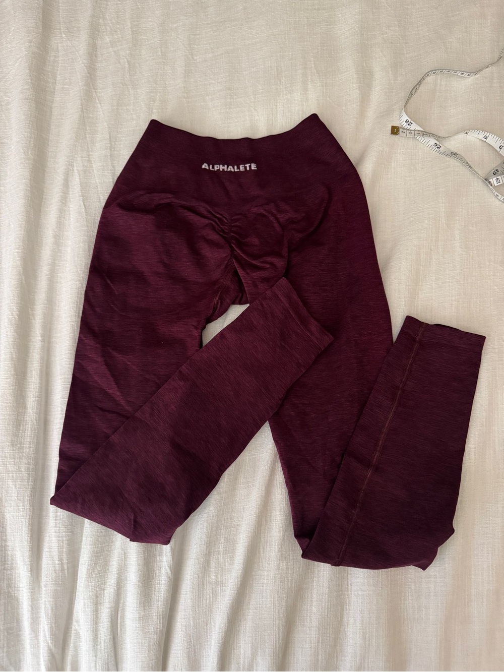 Alphalete Amplify Leggings - Medium/Black Cherry